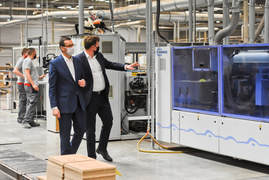 Premier  w fabryce mebli