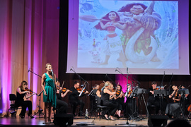 „Czy powtórzysz te melodie, co z gór płyną…” EOK i muzyka Disneya