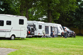 Na elbląskim kempingu szukają ciszy i spokoju