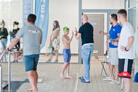 Jak wyciągnąć dzieci na basen