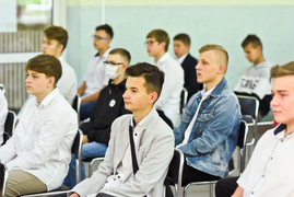 Powrót do szkoły po pół roku