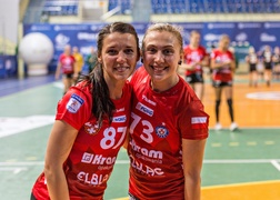 Start przegrał z mistrzyniami Polski