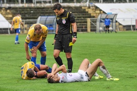 Miłe złego początki