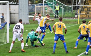 Miłe złego początki