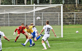 Miłe złego początki