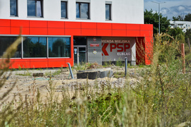 Strażnica czeka na wykończenie