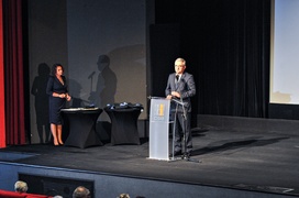 \"Zrobić coś dla siebie\". Inauguracja roku UTWiON