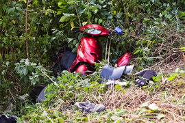 Czołówka skutera z ciężarówką w Różanach