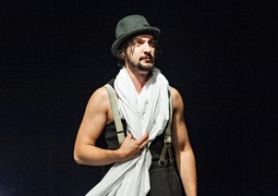 W poszukiwaniu sedna. 301. premiera w elbląskim teatrze