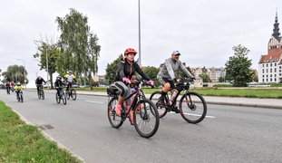 Najpierw na rower, potem na festyn