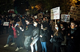 Elblążanie znów wyszli na ulice.\"Solidarność naszą bronią\"