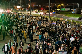 Elblążanie znów wyszli na ulice.\"Solidarność naszą bronią\"