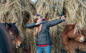 Mistrzowie uczą strzelać z łuku