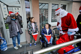 Strażacki Mikołaj spełnia marzenia