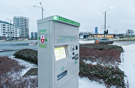 Zielony autobus ulicami miasta mknie...  (nasz raport z funkcjonowania miejskiej komunikacji) 