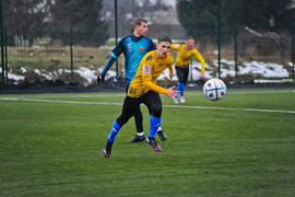 W deszczu bez bramek